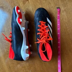 Adidas Predator League Soccer Cleats, size 7.5
